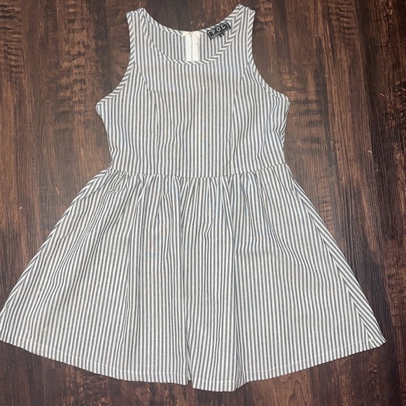 Darling Striped POL Mini Dress - Picture 5 of 5